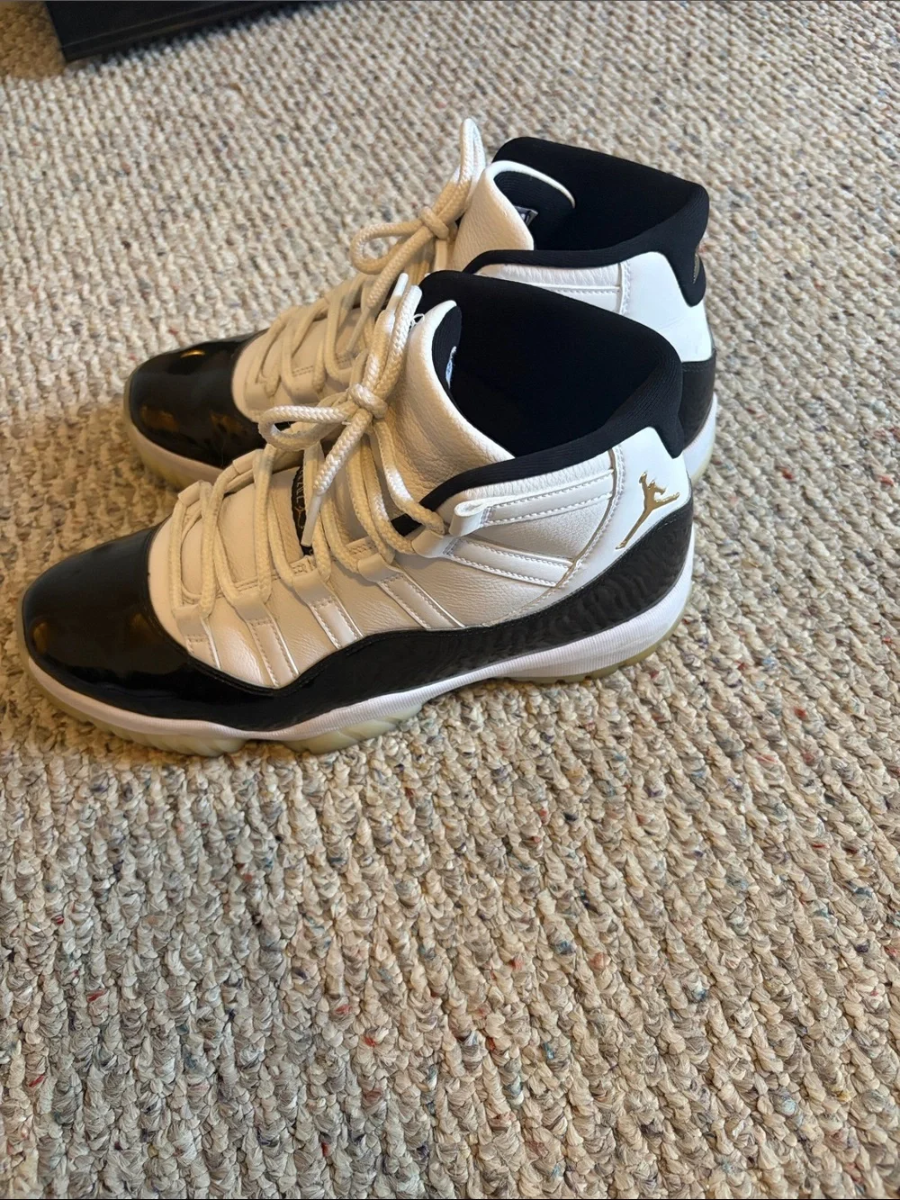 Jordan iconic retro